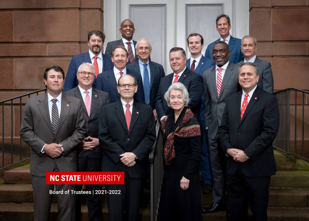 Members of the NC State Board of Trustees for 2021-2022 with Chancellor Woodson